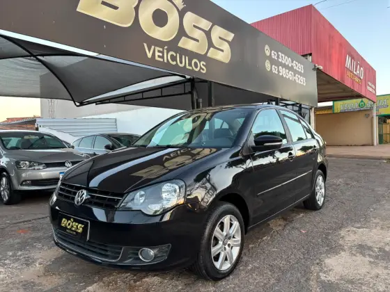 VOLKSWAGEN POLO SEDAN 1.6 MI COMFORTLINE 8V FLEX 4P MANUAL VOLKSWAGEN POLO SEDAN 1.6 MI COMFORTLINE 8V FLEX 4P MANUAL