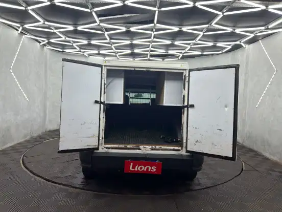 VOLKSWAGEN-SAVEIRO-2023