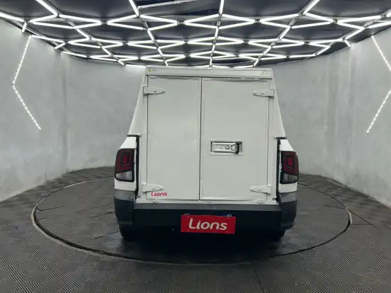 VOLKSWAGEN-SAVEIRO-2023