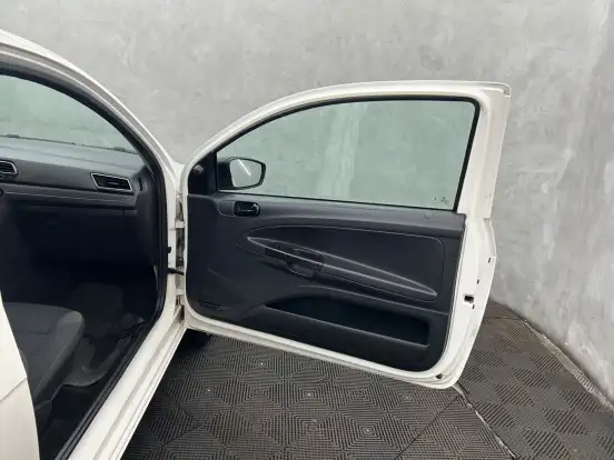 VOLKSWAGEN-SAVEIRO-1.6 MSI ROBUST CS 16V FLEX 2P MANUAL VOLKSWAGEN-SAVEIRO-2023