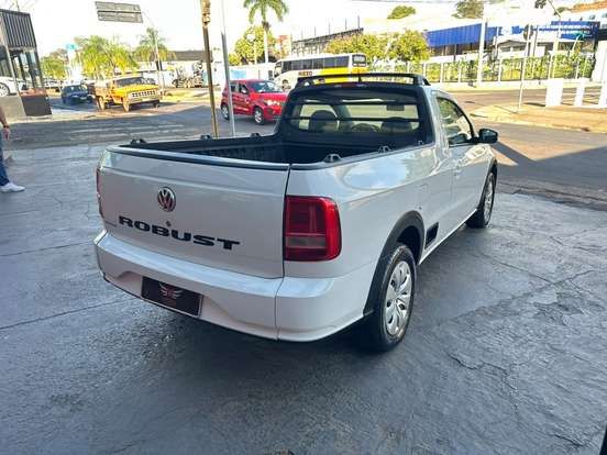VOLKSWAGEN-SAVEIRO-2021