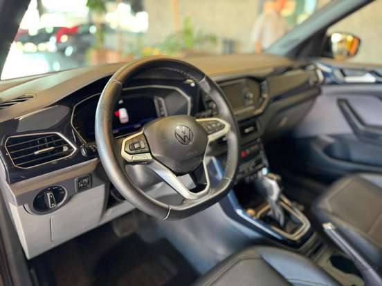 VOLKSWAGEN-T-CROSS-2022