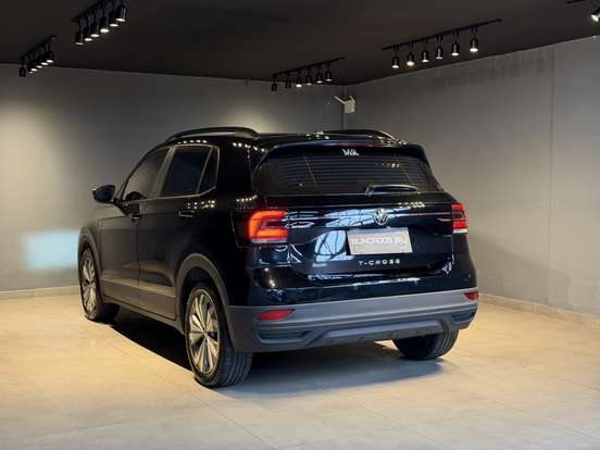 VOLKSWAGEN-T-CROSS-2022