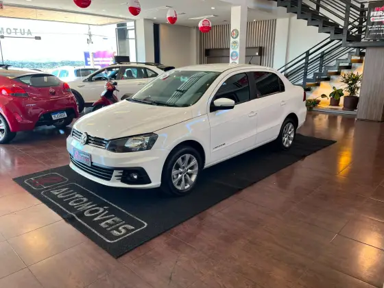 VOLKSWAGEN VOYAGE 1.6 MSI TOTALFLEX COMFORTLINE 4P MANUAL VOLKSWAGEN VOYAGE 1.6 MSI TOTALFLEX COMFORTLINE 4P MANUAL