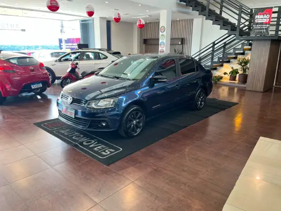 VOLKSWAGEN VOYAGE 1.6 MSI TOTALFLEX COMFORTLINE 4P MANUAL VOLKSWAGEN VOYAGE 1.6 MSI TOTALFLEX COMFORTLINE 4P MANUAL