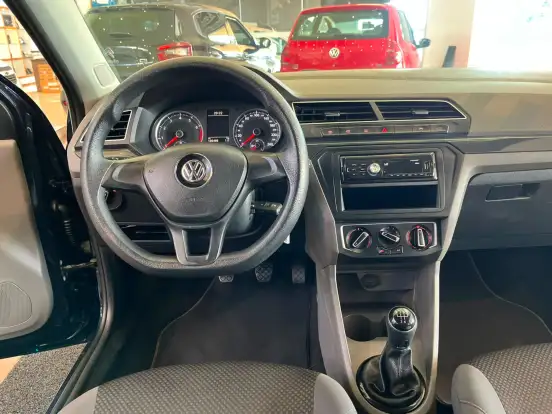 VOLKSWAGEN-VOYAGE-1.6 MSI TOTALFLEX COMFORTLINE 4P MANUAL VOLKSWAGEN-VOYAGE-2016