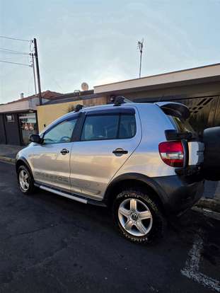 VOLKSWAGEN-CROSSFOX-2008