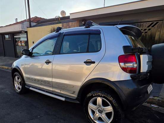 VOLKSWAGEN-CROSSFOX-1.6 MI FLEX 8V 4P MANUAL VOLKSWAGEN-CROSSFOX-2008