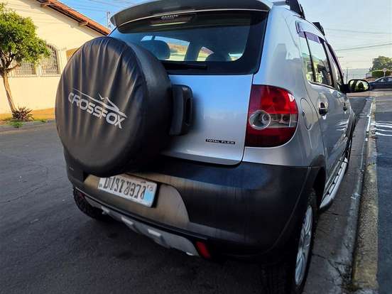VOLKSWAGEN-CROSSFOX-1.6 MI FLEX 8V 4P MANUAL VOLKSWAGEN-CROSSFOX-2008