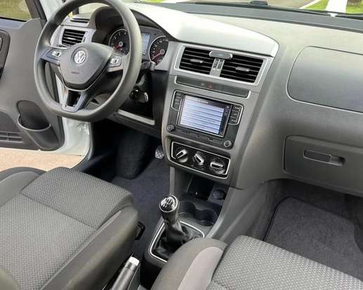 VOLKSWAGEN-FOX-1.6 MSI TOTAL FLEX CONNECT 4P MANUAL VOLKSWAGEN-FOX-2021