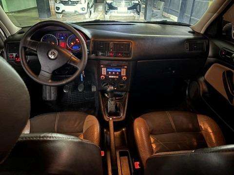 VOLKSWAGEN-GOLF-2009