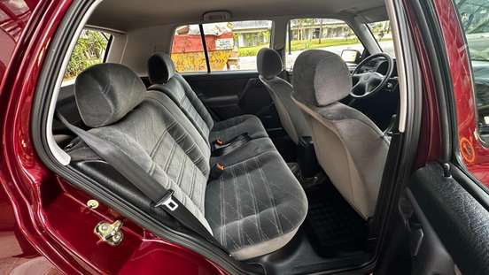 VOLKSWAGEN-GOLF-1998
