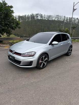 VOLKSWAGEN-GOLF-2.0 TSI GTI 16V TURBO GASOLINA 4P AUTOMÁTICO VOLKSWAGEN-GOLF-2015