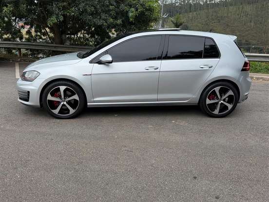 VOLKSWAGEN-GOLF-2.0 TSI GTI 16V TURBO GASOLINA 4P AUTOMÁTICO VOLKSWAGEN-GOLF-2015