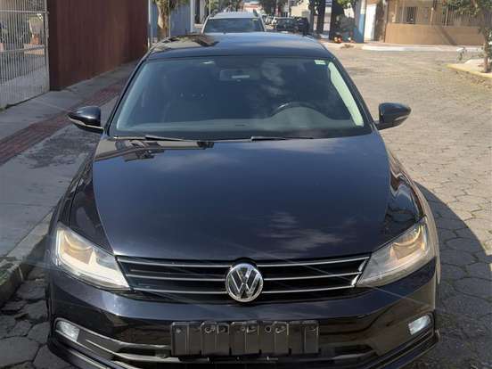 VOLKSWAGEN-JETTA-1.4 16V TSI COMFORTLINE GASOLINA 4P TIPTRONIC VOLKSWAGEN-JETTA-2017