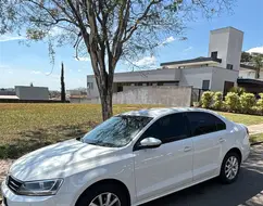 VOLKSWAGEN JETTA 1.4 16V TSI TRENDLINE GASOLINA 4P TIPTRONIC VOLKSWAGEN JETTA 1.4 16V TSI TRENDLINE GASOLINA 4P TIPTRONIC