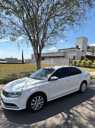 VOLKSWAGEN-JETTA-1.4 16V TSI TRENDLINE GASOLINA 4P TIPTRONIC VOLKSWAGEN-JETTA-2016