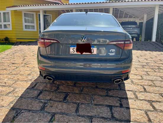VOLKSWAGEN-JETTA-2023