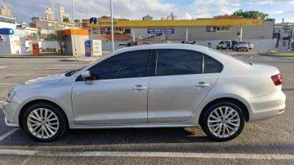 VOLKSWAGEN-JETTA-2015