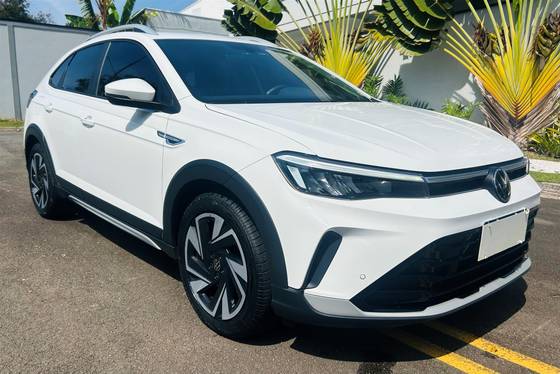 VOLKSWAGEN NIVUS 1.0 200 TSI TOTAL FLEX HIGHLINE AUTOMÁTICO