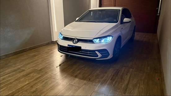 VOLKSWAGEN-POLO-2024