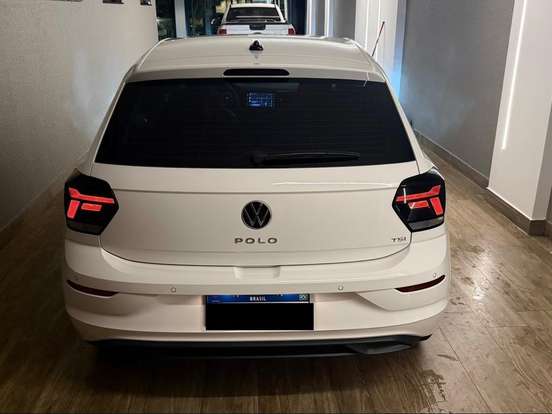 VOLKSWAGEN-POLO-1.0 170 TSI HIGHLINE AUTOMÁTICO VOLKSWAGEN-POLO-2024