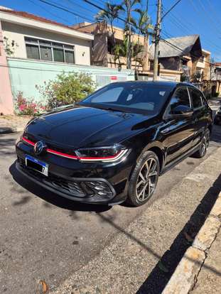 VOLKSWAGEN-POLO-2023