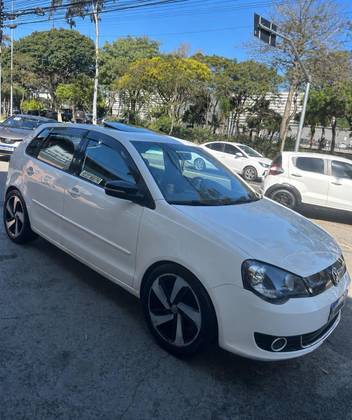 VOLKSWAGEN POLO 1.6 MI SPORTLINE 8V FLEX 4P MANUAL
