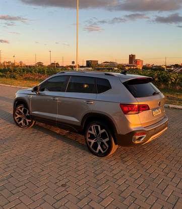 VOLKSWAGEN-TAOS-1.4 250 TSI TOTAL FLEX HIGHLINE AUTOMÁTICO VOLKSWAGEN-TAOS-2024