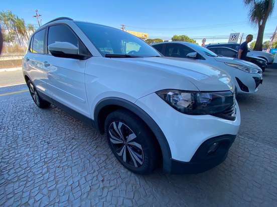 VOLKSWAGEN-T-CROSS-2022