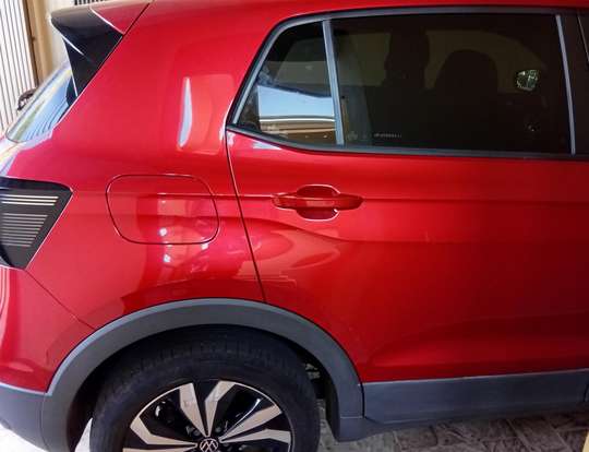 VOLKSWAGEN-T-CROSS-2023