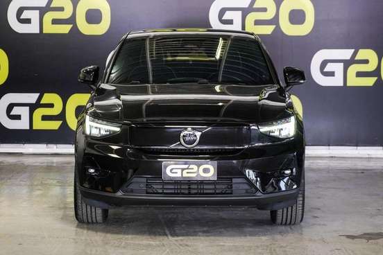 VOLVO-C40-2023