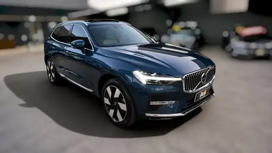 VOLVO-XC60-2024