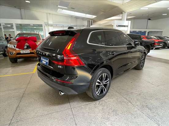 VOLVO-XC60-2.0 D5 DIESEL MOMENTUM AWD GEARTRONIC VOLVO-XC60-2019