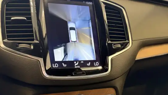 VOLVO-XC90-2019