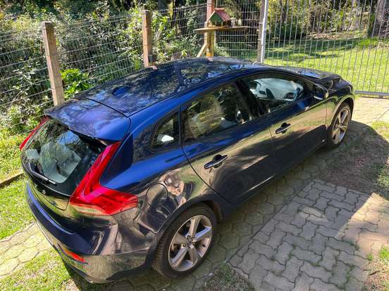 VOLVO-V40-2.0 T4 DYNAMIC TURBO GASOLINA 4P AUTOMÁTICO VOLVO-V40-2013