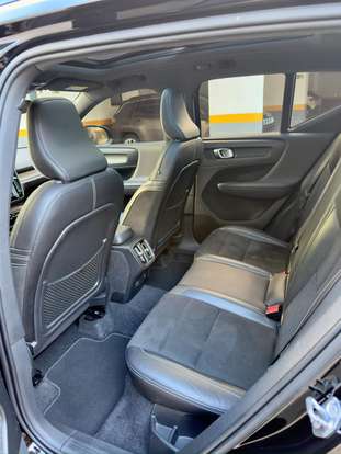 VOLVO-XC40-2.0 T5 GASOLINA R-DESIGN AWD GEARTRONIC VOLVO-XC40-2019