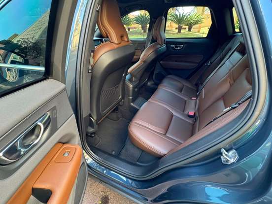 VOLVO-XC60-2.0 T8 HYBRID INSCRIPTION AWD GEARTRONIC VOLVO-XC60-2021