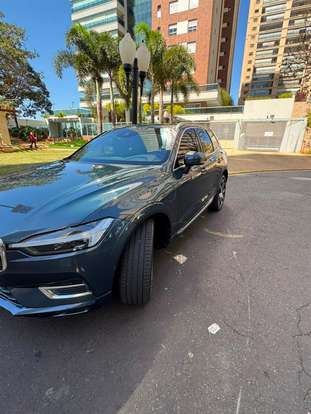 VOLVO-XC60-2021