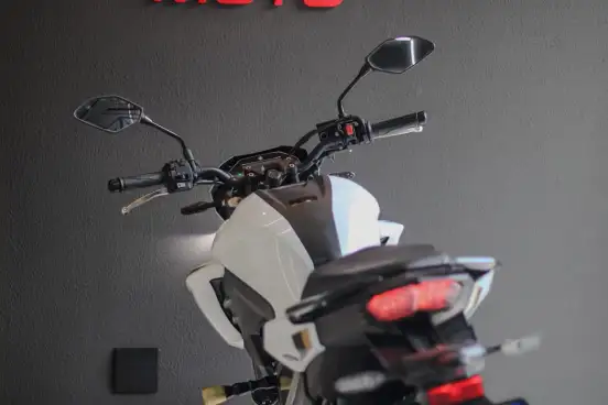 YAMAHA-FZ25 FAZER CONNECTED ABS-2025