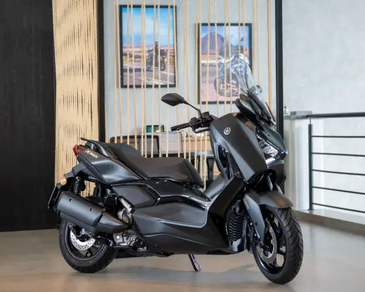 YAMAHA XMAX 250 CONNECTED ABS YAMAHA XMAX 250 CONNECTED ABS
