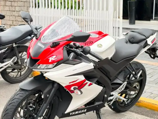 YAMAHA-YZF R15 70th ANNIVERSARY YAMAHA-YZF R15 70th ANNIVERSARY-2026