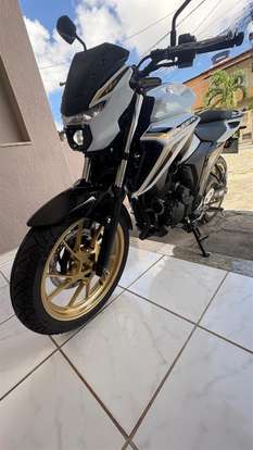 YAMAHA-FZ25 FAZER CONNECTED ABS-2025