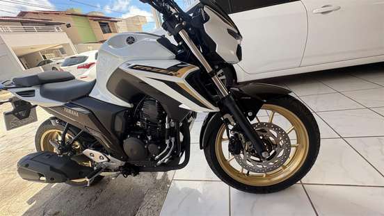 YAMAHA-FZ25 FAZER CONNECTED ABS-2025