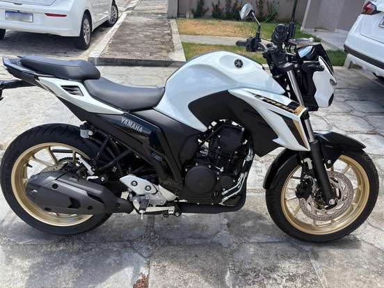 YAMAHA-FZ25 FAZER CONNECTED ABS YAMAHA-FZ25 FAZER CONNECTED ABS-2025
