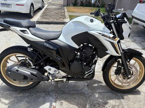 YAMAHA-FZ25 FAZER CONNECTED ABS-2025