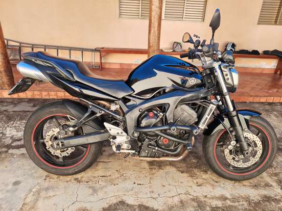 YAMAHA-FZ6N-2009