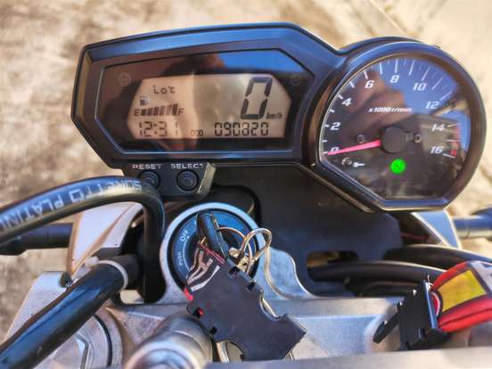 YAMAHA-FZ6N-2009
