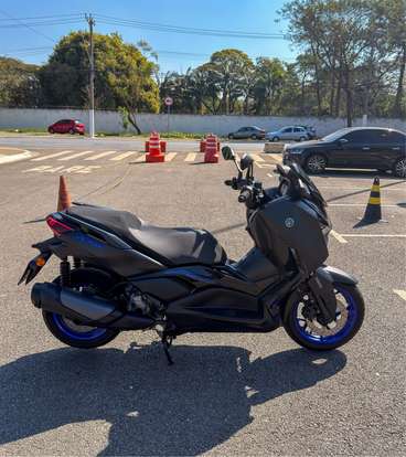 YAMAHA-XMAX 300 CONNECTED ABS YAMAHA-XMAX 300 CONNECTED ABS-2025