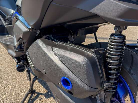 YAMAHA-XMAX 300 CONNECTED ABS YAMAHA-XMAX 300 CONNECTED ABS-2025